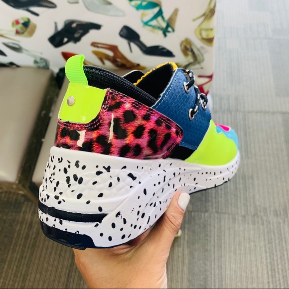 Multi patterned platform sneaker - Picture 4 of 6